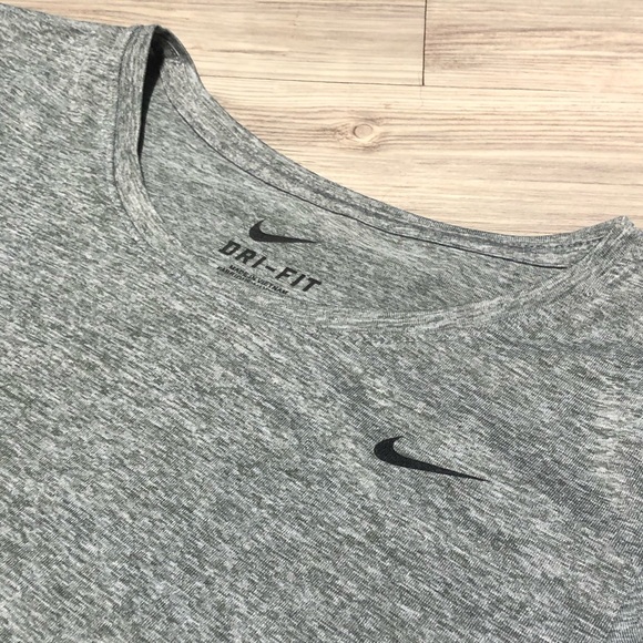 NIKE | Dry Fit Running Top - Picture 2 of 2